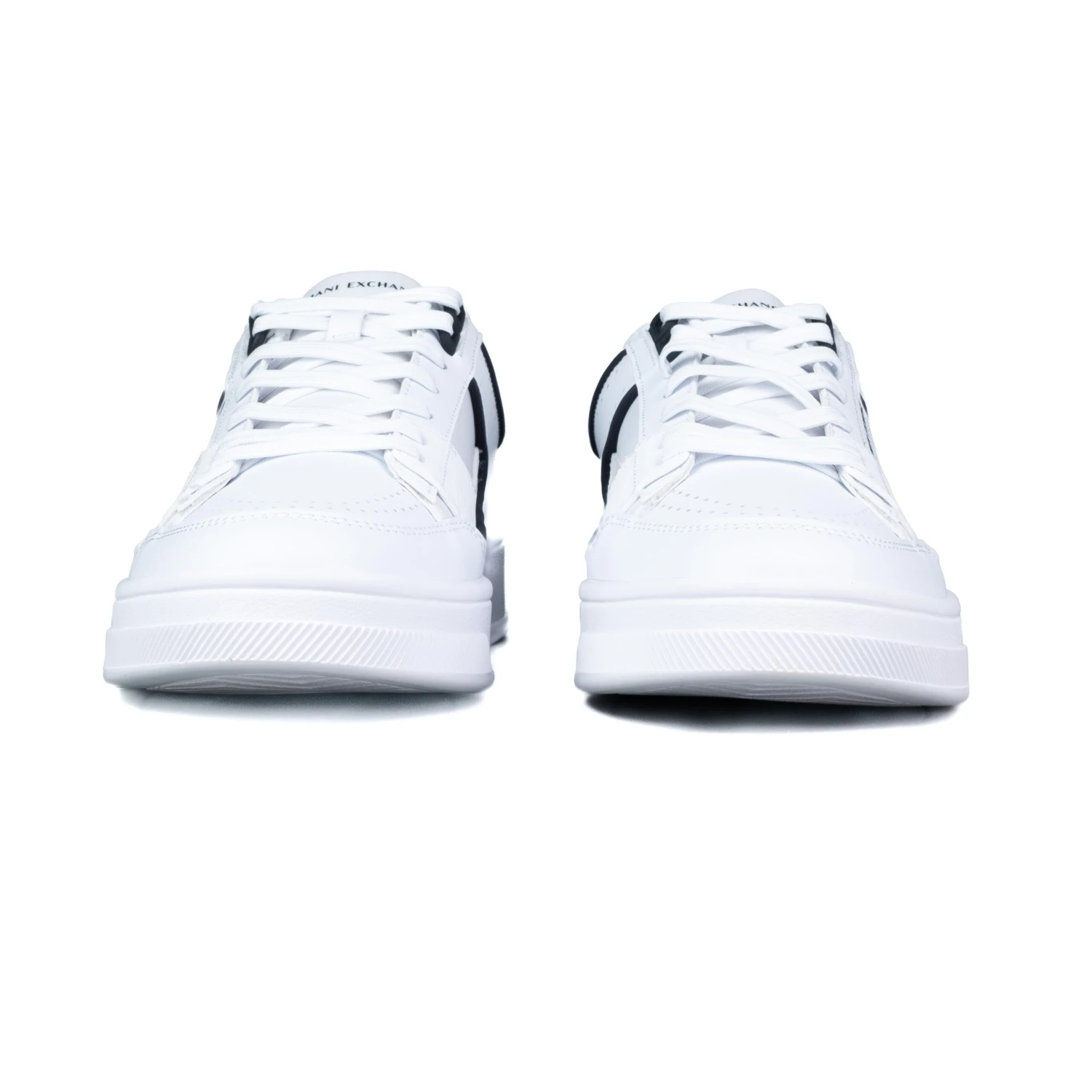 Armani Exchange Sneakers Bianco XUX256XV952 U652 5 Armani Exchange Sneakers Bianco XUX256XV952 U652 - immagine 3